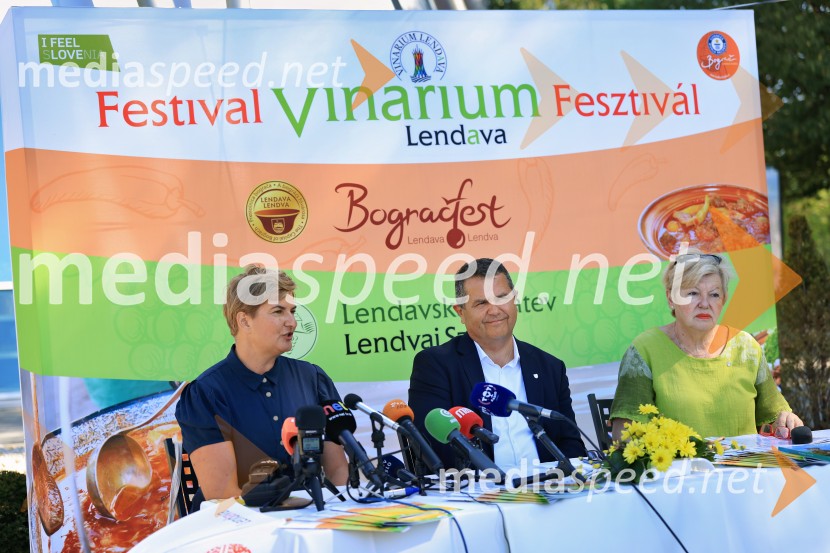  Martina  Bukovec, Zavod za turizem in razvoj Lendava;  Janez Magyar, župan, Občina Lendava;  Eva Marija Banutai, predsednica, Turistična zveza LendavaFestival Vinarium 2025, novinarska konferenca