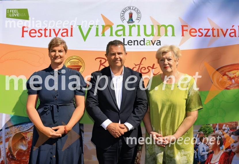  Martina  Bukovec, Zavod za turizem in razvoj Lendava;  Janez Magyar, župan, Občina Lendava;  Eva Marija Banutai, predsednica, Turistična zveza LendavaFestival Vinarium 2025, novinarska konferenca