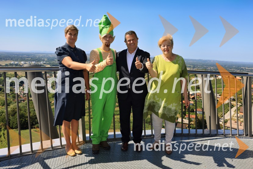  Martina  Bukovec, Zavod za turizem in razvoj Lendava;  ... ;  Janez Magyar, župan, Občina Lendava;  Eva Marija Banutai, predsednica, Turistična zveza LendavaFestival Vinarium 2025, novinarska konferenca