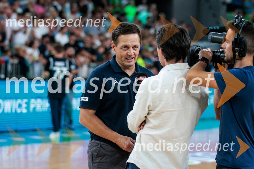  Aleksander Sekulić, selektor  košarkaške reprezentancePrva zmaga Slovenije: Dončić blestel proti Veliki Britaniji