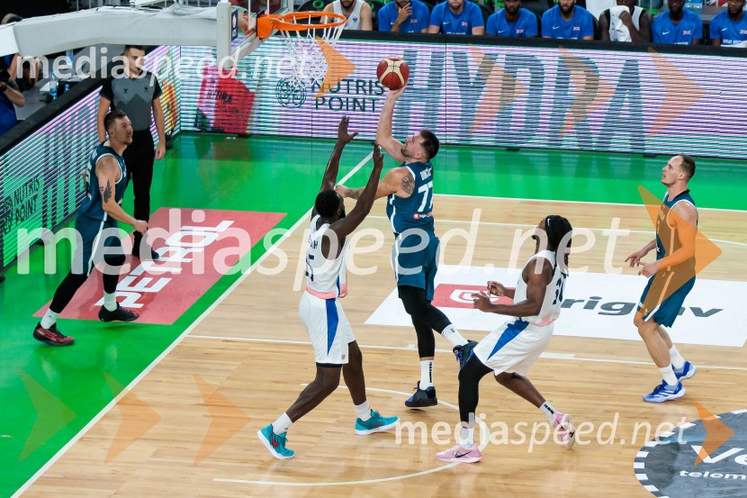 Prva zmaga Slovenije: Dončić blestel proti Veliki Britaniji