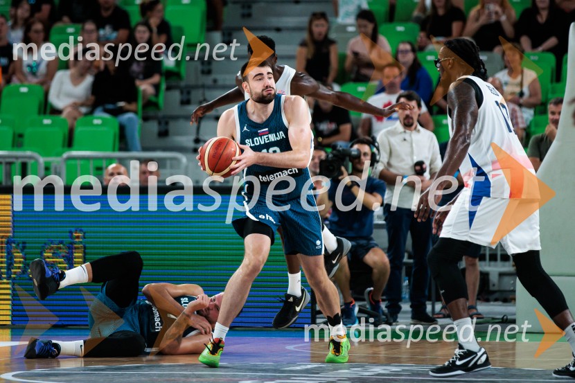  Robert Jurković, košarkarPrva zmaga Slovenije: Dončić blestel proti Veliki Britaniji