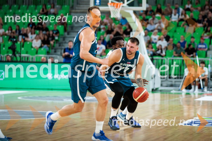  Klemen Prepelič, košarkar;  Luka  Dončić, košarkarPrva zmaga Slovenije: Dončić blestel proti Veliki Britaniji