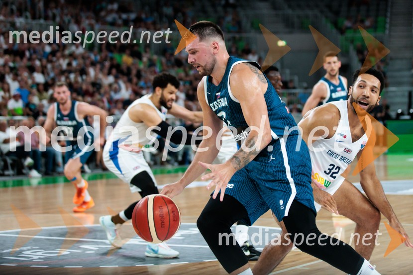  Luka  Dončić, košarkarPrva zmaga Slovenije: Dončić blestel proti Veliki Britaniji