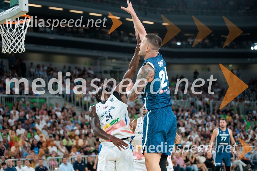 Prva zmaga Slovenije: Dončić blestel proti Veliki Britaniji