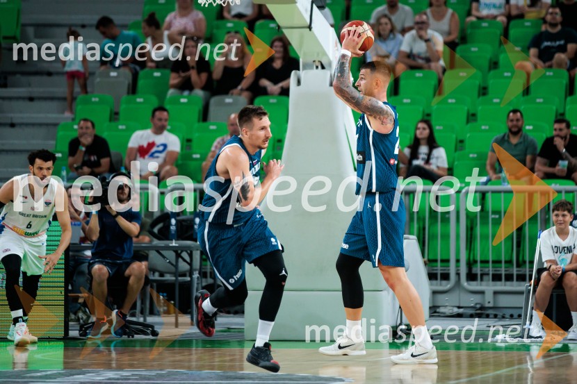 Prva zmaga Slovenije: Dončić blestel proti Veliki Britaniji