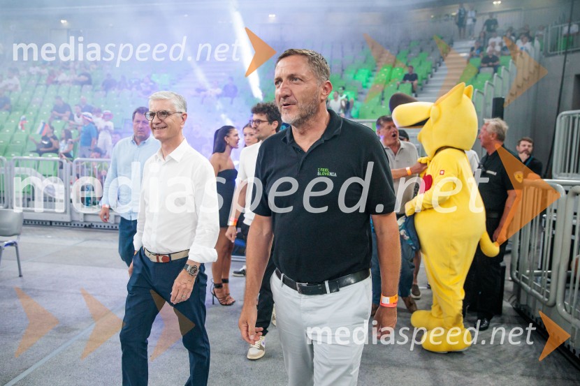  Franjo Bobinac, predsednik, Olimpijski komite Slovenije;  Klemen Boštjančič, minister za financePrva zmaga Slovenije: Dončić blestel proti Veliki Britaniji