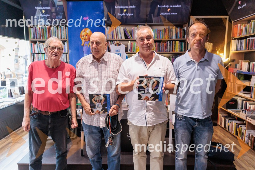  Sergio Tavčar, novinar;  Ivo Daneu,  nekdanji košarkar;  Primož Repar, pesnik in pisatelj;  ... Novinarska konferenca ob izidu knjige 77: Osrečenost v času Luke Dončića