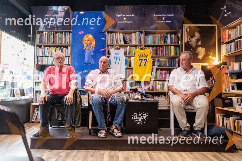  Sergio Tavčar, novinar;  Ivo Daneu,  nekdanji košarkar;  Primož Repar, pesnik in pisateljNovinarska konferenca ob izidu knjige 77: Osrečenost v času Luke Dončića