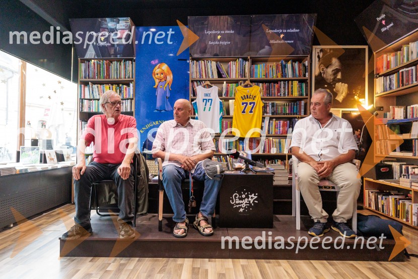  Sergio Tavčar, novinar;  Ivo Daneu,  nekdanji košarkar;  Primož Repar, pesnik in pisateljNovinarska konferenca ob izidu knjige 77: Osrečenost v času Luke Dončića