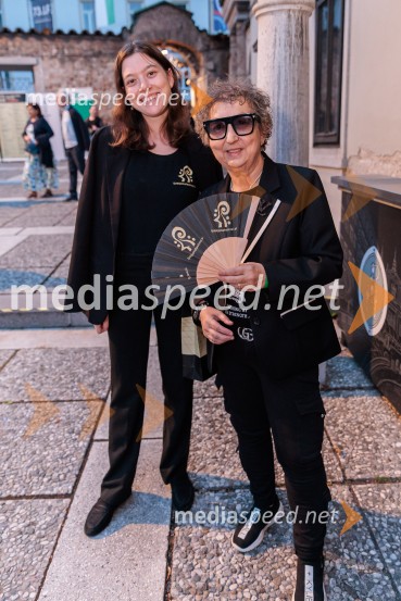  ... ;  Dragica Petrovič, režiserka in producentkaRade Šerbedžija: Moj klobuk ima 3 luknje, Ljubljana Festival