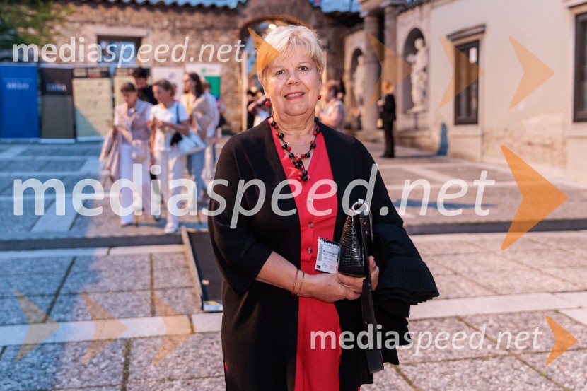  Irena  Butoln, germanistkaRade Šerbedžija: Moj klobuk ima 3 luknje, Ljubljana Festival