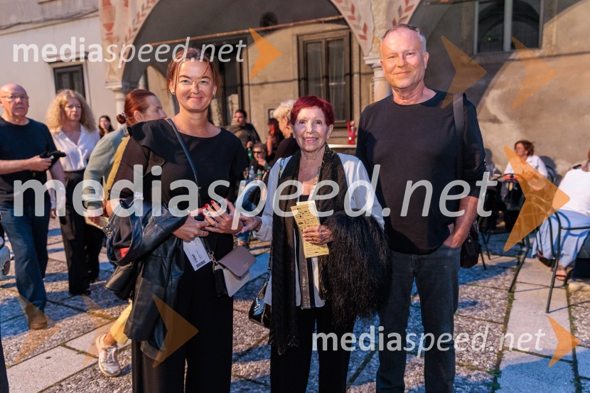  Tanja Fajon, podpredsednica vlade in ministrica za zunanje zadeve;  ... ;  Veit-Ulrich Braun, novinarRade Šerbedžija: Moj klobuk ima 3 luknje, Ljubljana Festival