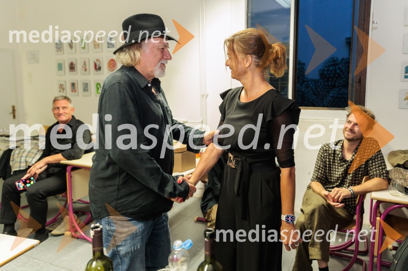  Rade Šerbedžija, igralec, glasbenik;  Tanja Fajon, podpredsednica vlade in ministrica za zunanje zadeveRade Šerbedžija: Moj klobuk ima 3 luknje, Ljubljana Festival