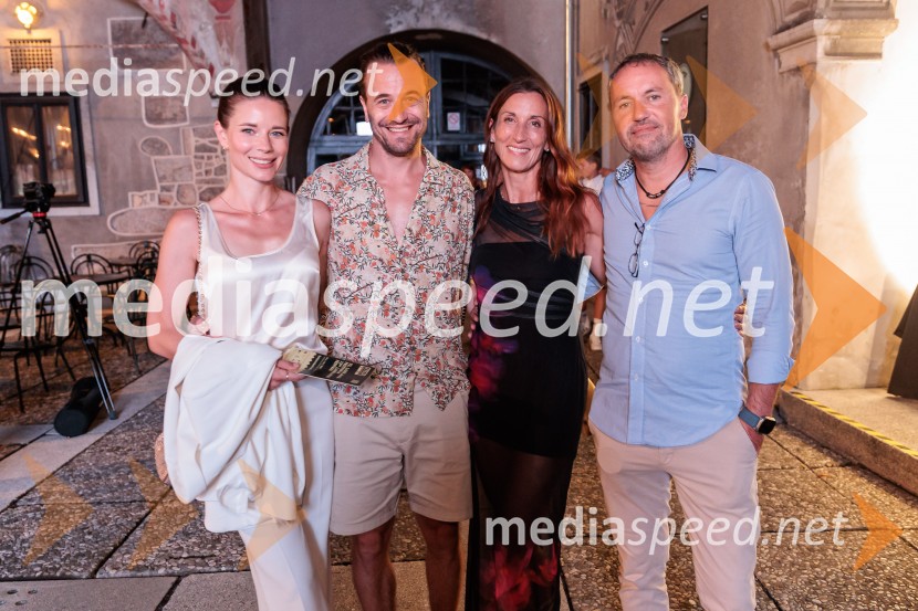  Eva Pavli, pevka;  Gašper Pavli, režiser, Sport Media Focus;  ... ;  Jaka Dolenc, Libra premia, Zavarovalno posredniška družba d.o.o..Rade Šerbedžija: Moj klobuk ima 3 luknje, Ljubljana Festival