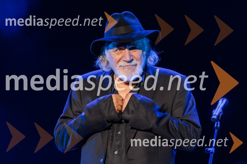  Rade Šerbedžija, igralec, glasbenikRade Šerbedžija: Moj klobuk ima 3 luknje, Ljubljana Festival