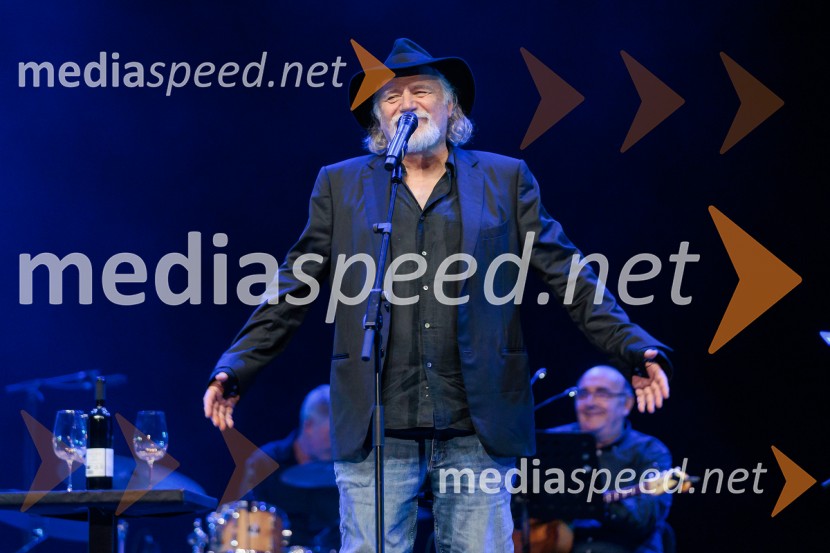  Rade Šerbedžija, igralec, glasbenikRade Šerbedžija: Moj klobuk ima 3 luknje, Ljubljana Festival