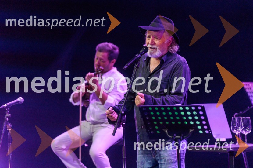  Rade Šerbedžija, igralec, glasbenikRade Šerbedžija: Moj klobuk ima 3 luknje, Ljubljana Festival