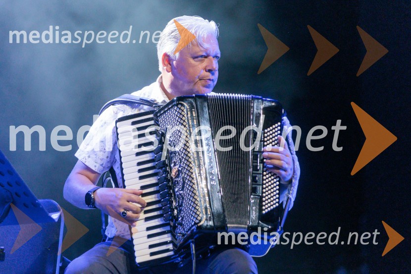  Marjan Krajna, Zapadni kolodvorRade Šerbedžija: Moj klobuk ima 3 luknje, Ljubljana Festival