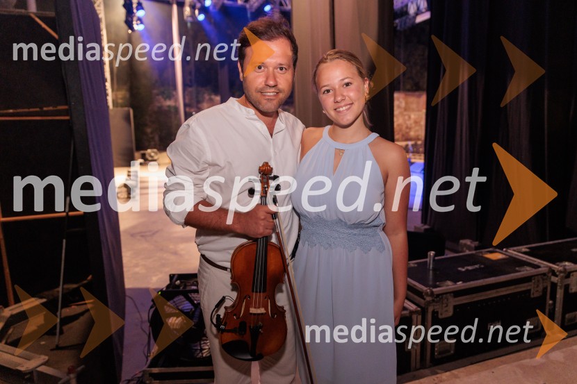  Antun Stašić, Zapadni kolodvor;  ... Rade Šerbedžija: Moj klobuk ima 3 luknje, Ljubljana Festival