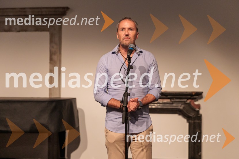  Jaka Dolenc, Libra premia, Zavarovalno posredniška družba d.o.o..Rade Šerbedžija: Moj klobuk ima 3 luknje, Ljubljana Festival