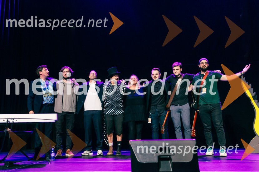  Tin Vodopivec, stand up komik;  Leon Firšt, skladatelj;  Klemen Bučan, radijski voditelj, stand-up komik, DJ;  Andrej  Težak-Tešky, stand-up komik, manager, producent, tekač na dolge proge in dobrodelnež;  Irene Pahor, komičarka;  Jurij Kaluža, komik;  Jure Jamnik, komik;  Mark Džamastagić, komikFestival Panč se je začel s slovenskim introm