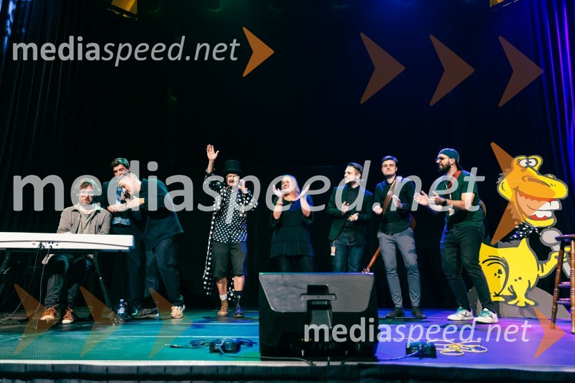 Festival Panč se je začel s slovenskim introm