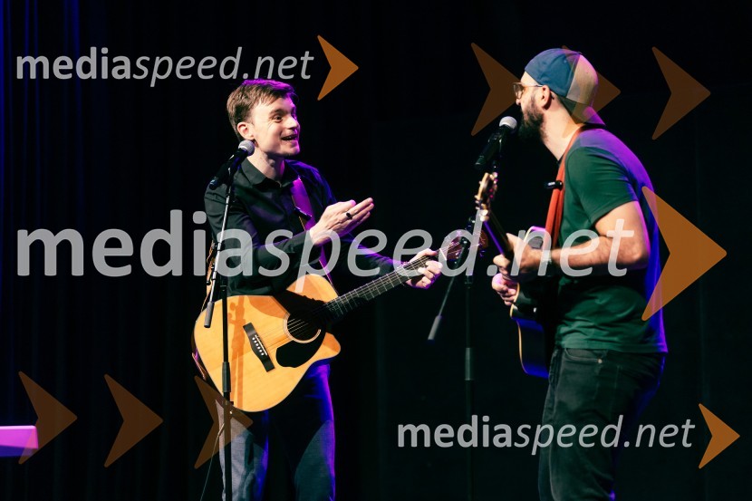  Jure Jamnik, komik;  Mark Džamastagić, komikFestival Panč se je začel s slovenskim introm