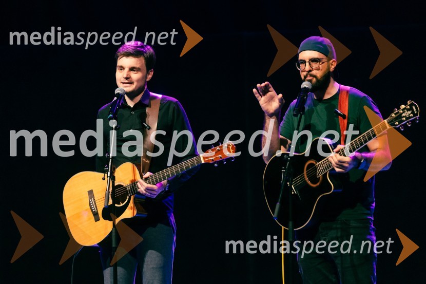  Jure Jamnik, komik;  Mark Džamastagić, komikFestival Panč se je začel s slovenskim introm