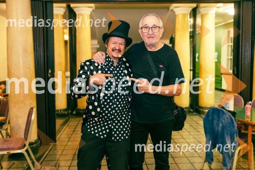  Andrej  Težak-Tešky, stand-up komik, manager, producent, tekač na dolge proge in dobrodelnež;  Vito Tofaj, fotografFestival Panč se je začel s slovenskim introm