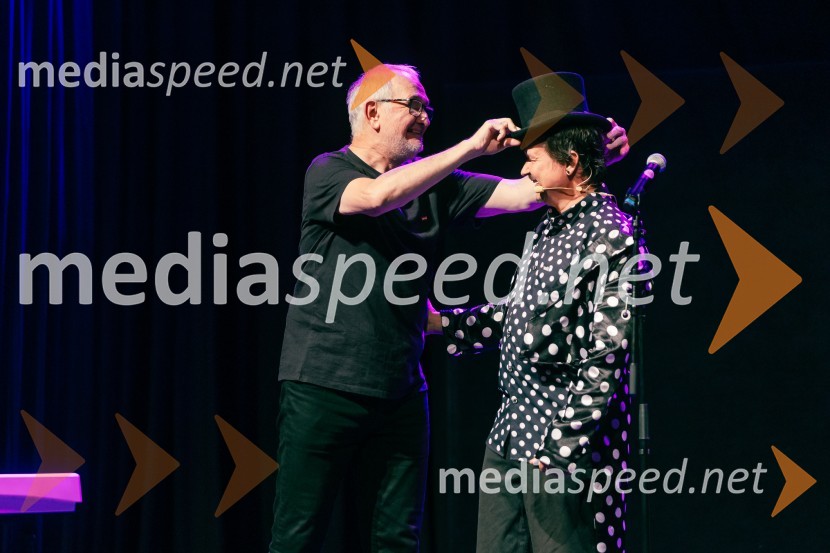  Vito Tofaj, fotograf;  Andrej  Težak-Tešky, stand-up komik, manager, producent, tekač na dolge proge in dobrodelnežFestival Panč se je začel s slovenskim introm