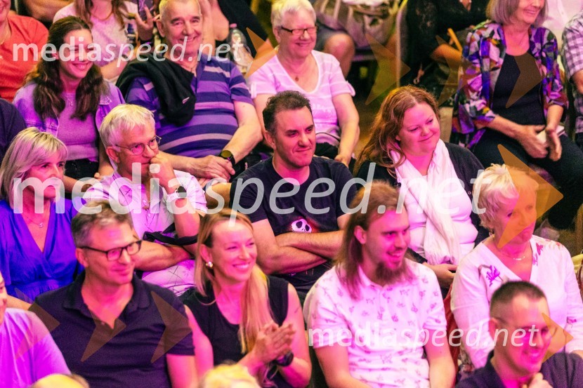 Festival Panč se je začel s slovenskim introm