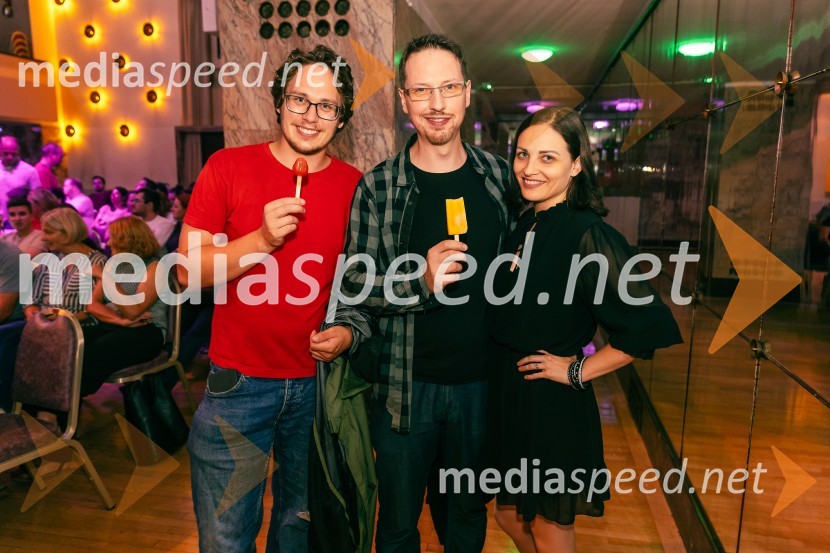  ... ;  Alen Borišek, komik;  ... Festival Panč se je začel s slovenskim introm