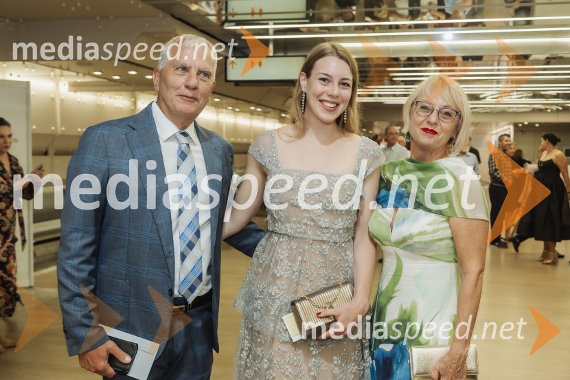  ... ;  Lea Hren Strah;  Darija Mateja Strah, dr. medicine, specialistka ginekologije in porodništvaSvetlana Zaharova & Vadim Repin s prireditvijo Pas-De-Deux For Toes and Fingers