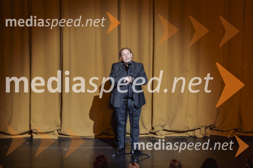  Darko  Brlek, direktor in umetniški vodja, Festival LjubljanaSvetlana Zaharova & Vadim Repin s prireditvijo Pas-De-Deux For Toes and Fingers