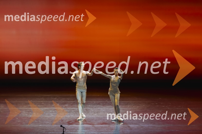  ... ;  Svetlana Zaharova , baletna plesalkaSvetlana Zaharova & Vadim Repin s prireditvijo Pas-De-Deux For Toes and Fingers