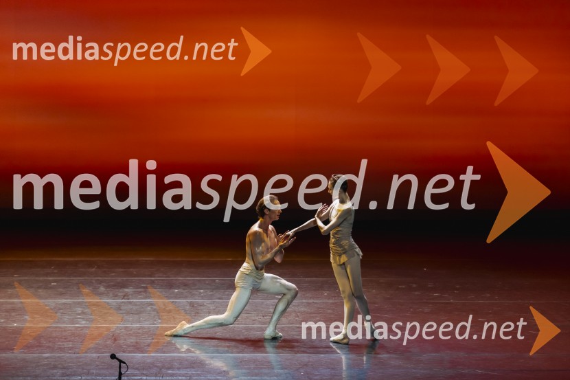  ... ;  Svetlana Zaharova , baletna plesalkaSvetlana Zaharova & Vadim Repin s prireditvijo Pas-De-Deux For Toes and Fingers