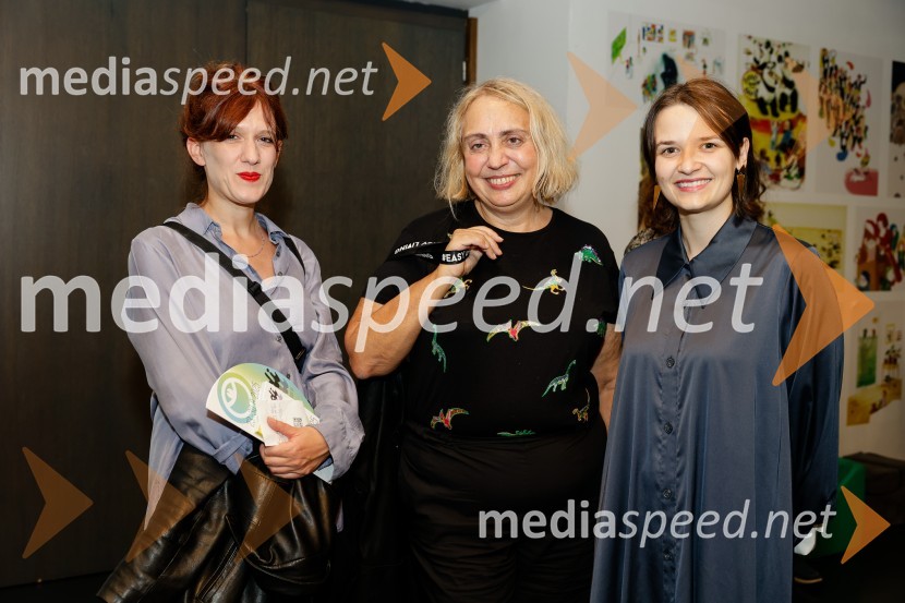  Beatrice Forchini, kuratorica festivala Steirischer Herbst ;  Ekaterina Degot, direktorica festivala Steirischer Herbst;  Klara  Drnovšek Solina, sokuratorica programa Mladi leviMladi levi 2025, otvoritev festivala