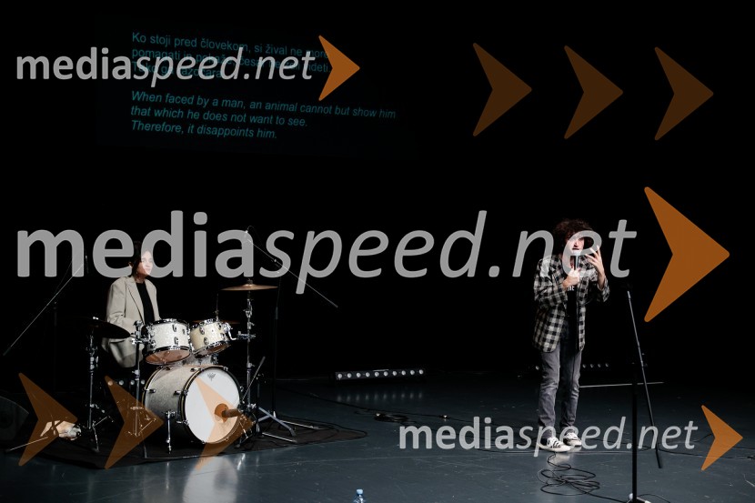  Alice Sinigaglia, italijanska umetnica;  Davide Sinigaglia, italijanskii umetnikMladi levi 2025, otvoritev festivala