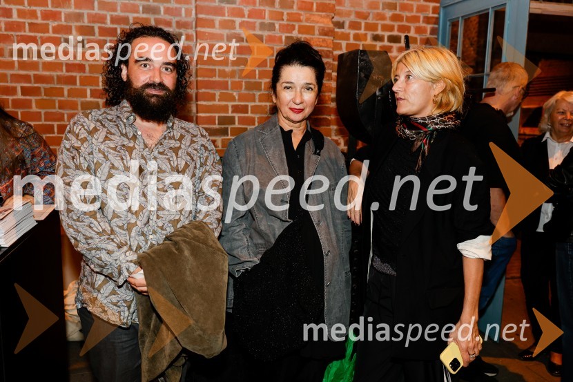   Jure Novak, generalni direktor, Cankarjev dom;  Zdenka Badovinac, kustosinja;  Aleksandra  Vajd, oblikovalkaMladi levi 2025, otvoritev festivala