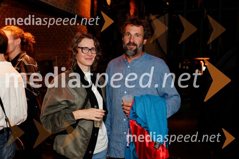  Urška Brodar, dramaturginja, Slovensko mladinsko gledališče;  ... Mladi levi 2025, otvoritev festivala