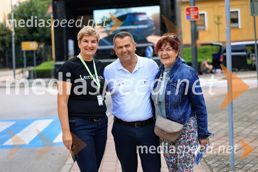  Martina  Bukovec, Zavod za turizem in razvoj Lendava;  Janez Magyar, župan, Občina Lendava;  ... Bogračfest 2025: kulinarični vrhunec Festivala Vinarium