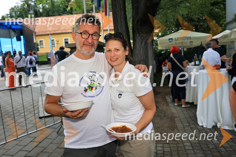 prof. dr. Brane Lobnikar, redni profesor varnostnih ved, FVV UM, bivši državni sekretar na Ministrstvu za notranje zadeve  RS;  Urška LobnikarBogračfest 2025: kulinarični vrhunec Festivala Vinarium