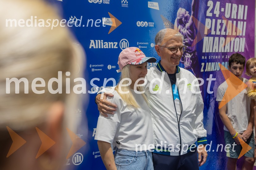  Janja Garnbret, športna plezalka;  Franjo Bobinac, predsednik, Olimpijski komite SlovenijePlezalni maraton z Janjo Garnbret