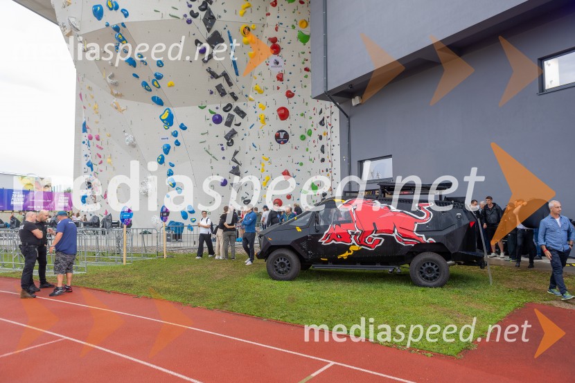 Plezalni maraton z Janjo Garnbret