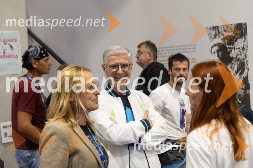  Franjo Bobinac, predsednik, Olimpijski komite SlovenijePlezalni maraton z Janjo Garnbret