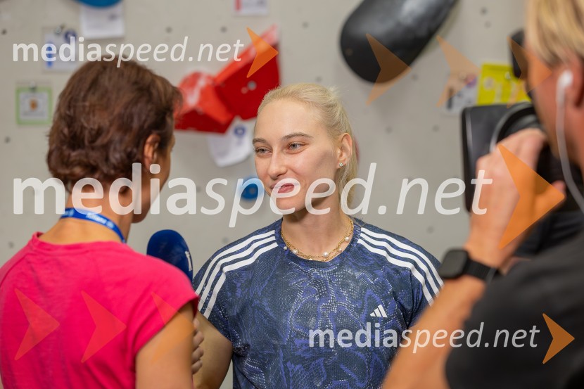  Janja Garnbret, športna plezalkaPlezalni maraton z Janjo Garnbret
