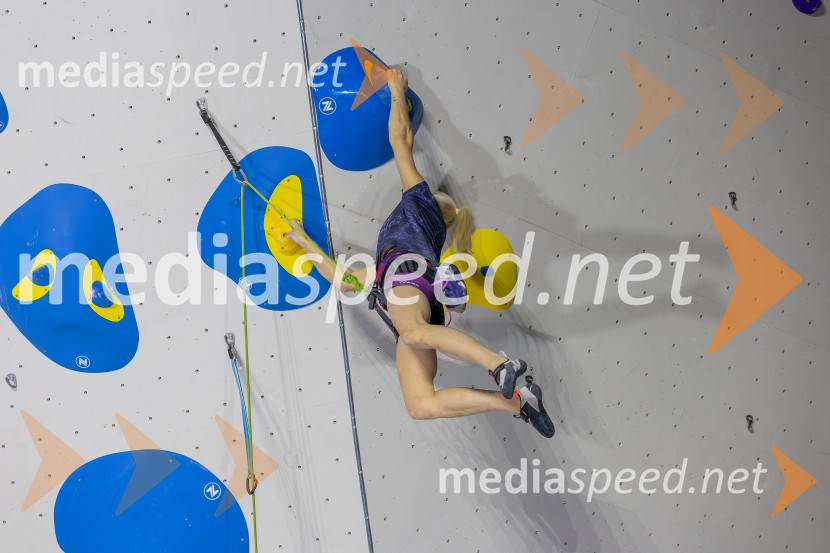 Plezalni maraton z Janjo Garnbret