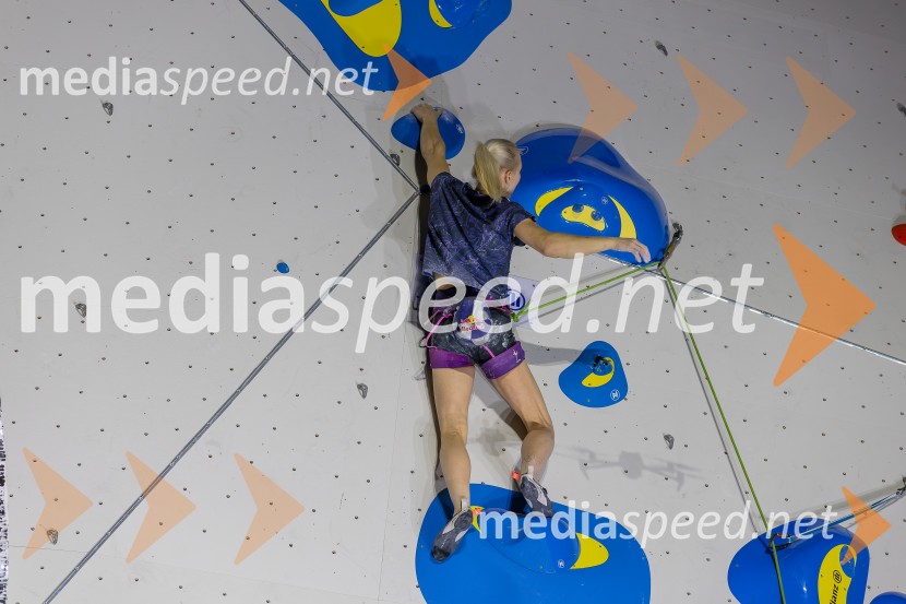 Plezalni maraton z Janjo Garnbret