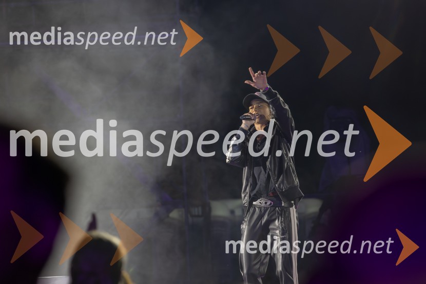  Mia Puhar Rodin - Masayah, pevkaPlezalni maraton z Janjo Garnbret